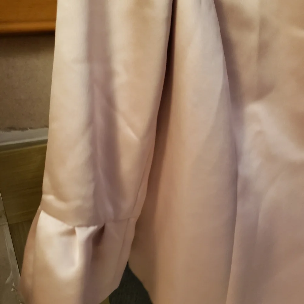 Womens tahari size 14w, very light pink jacket - Picture 4 of 5